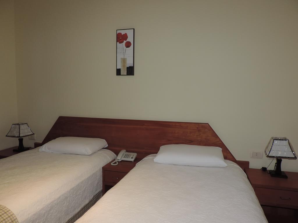 Hotel Domingo Savio Encarnacion Room photo